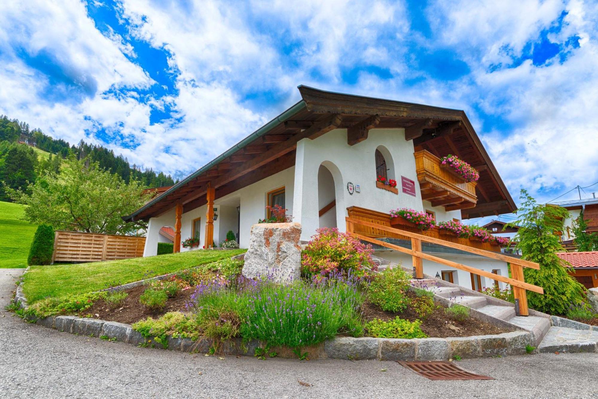 Haus Tirol Apartment *